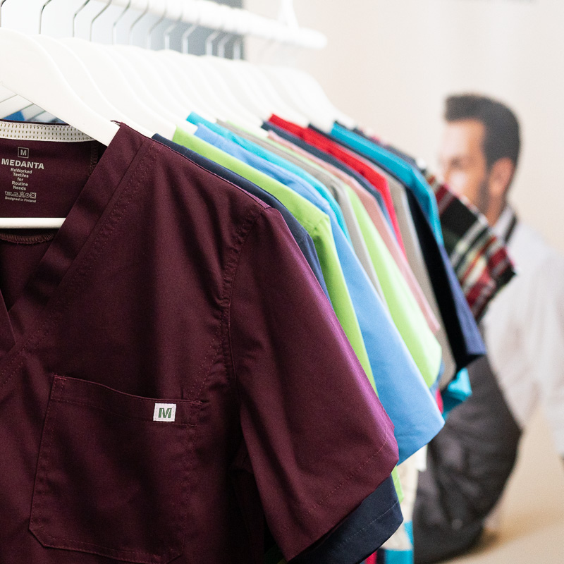 emills medanta Medantan vaatteita rekissä